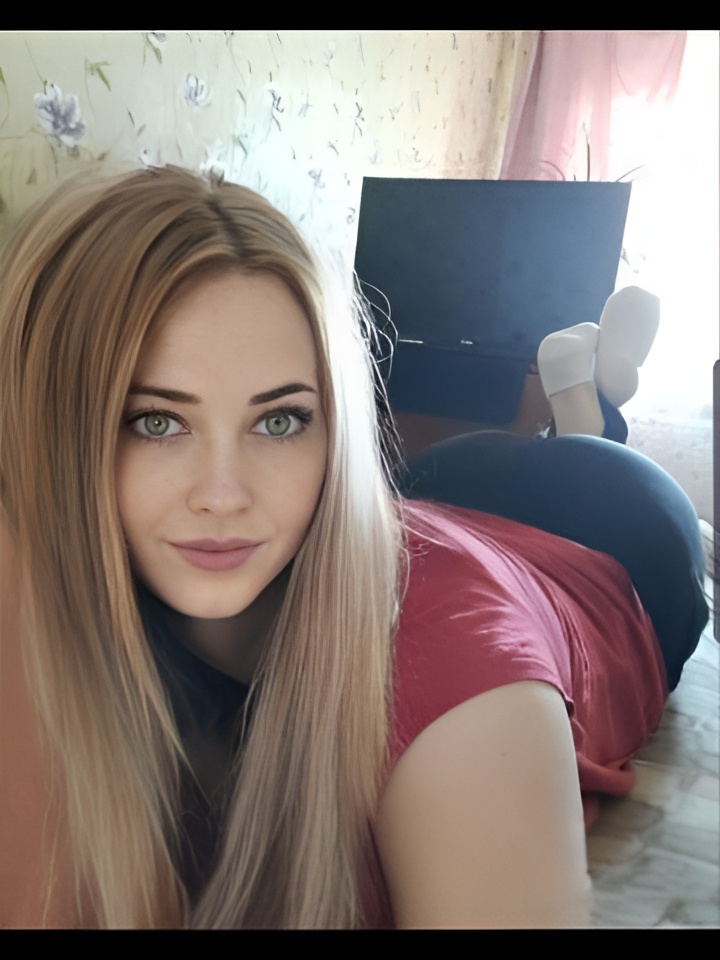 Олеся привлекальеная девушка из Тулы цена от 2000 руб