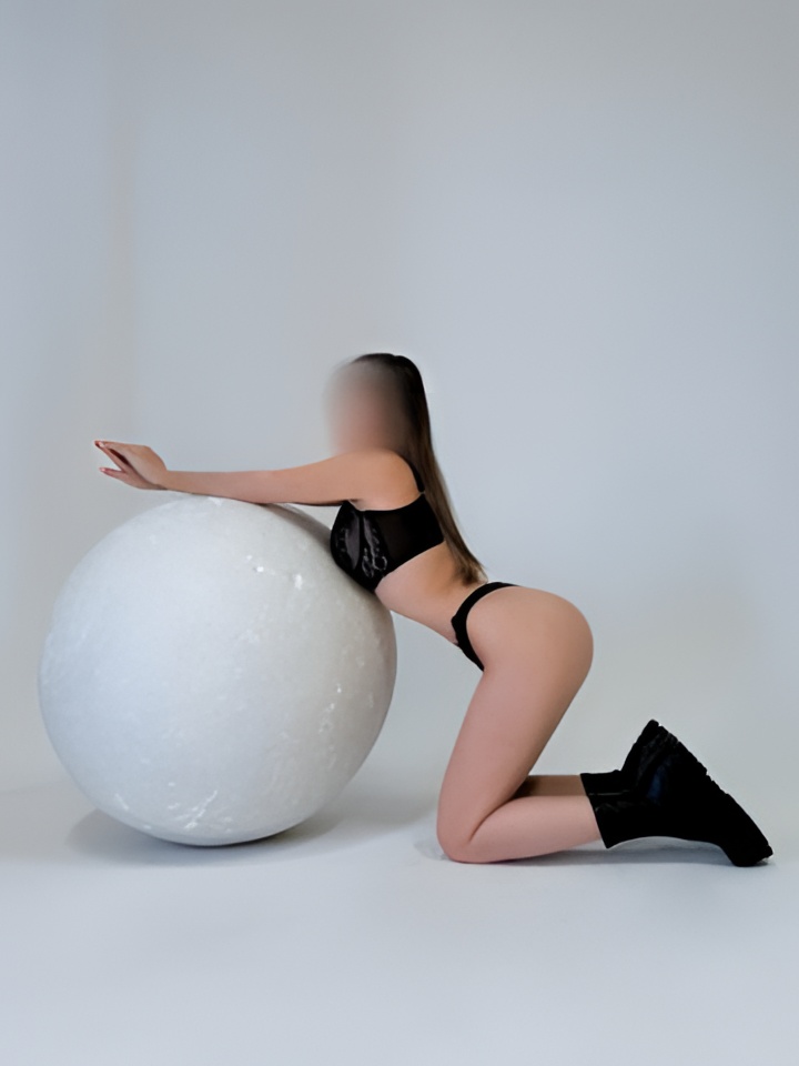 Индивидуалка Эмма, доступна для личного знакомства от 3000 руб