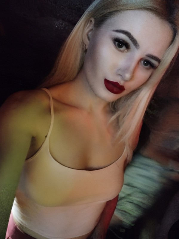 Светлана привлекательная девушка из Тулы цена от 3000 руб