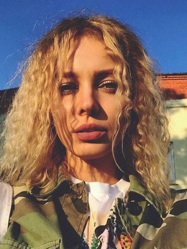 🎥 Лия привлекательная девушка из Тулы цена от 5000 руб